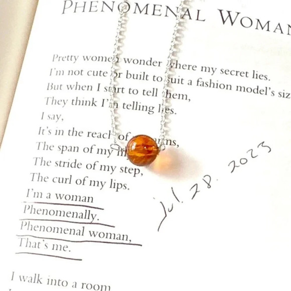 Minimalist Lux Baltic amber sphere/worry stone 925 silver necklace fall vibes - Picture 2 of 6